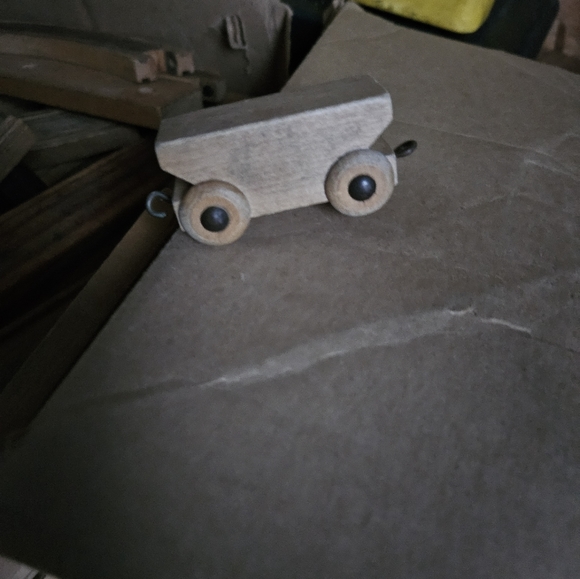 Vintage wooden train set - Picture 2 of 3